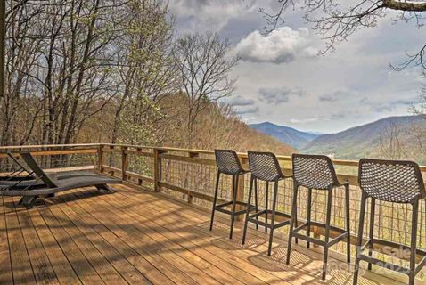 39 Moonshine Holler Drive sold home in Smoky Falls, Maggie Valley, NC