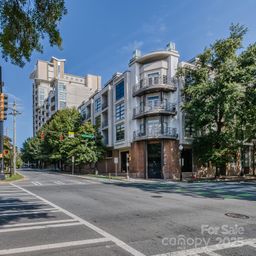 525 E Sixth Street