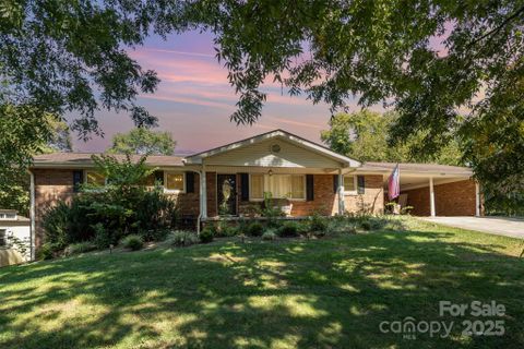 5609 Grace Chapel Road active home in Northlakes, Hickory, NC