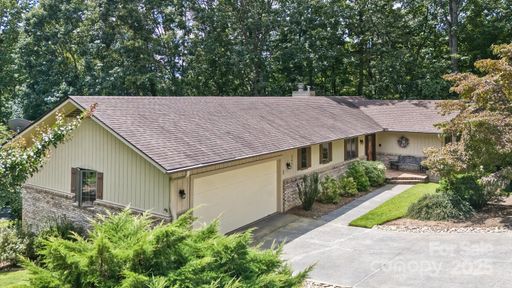 2431 W Cumming Woods Lane