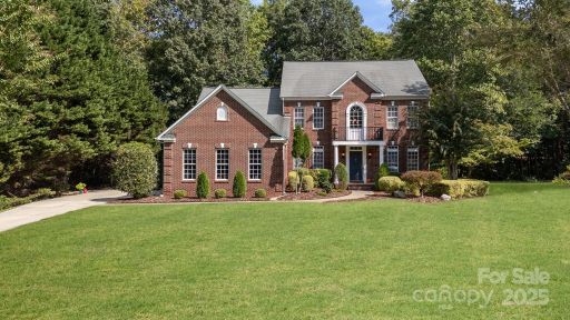 1053 Muirfield Drive sold home in Muirfield, Mooresville, NC