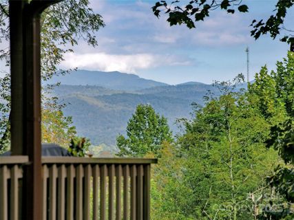 44 Falls Creek Road