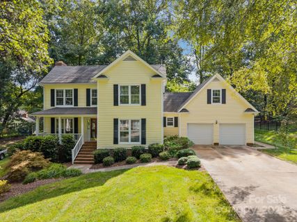 6824 Silverwood Lane sold home in Silverwood, Charlotte, NC