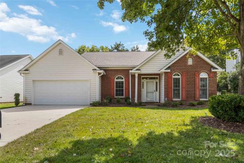 4654 Habersham Court sold home in Sheffield Manor, Concord, NC