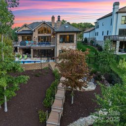 6032 Headlands Court