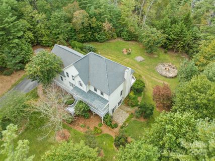 6 Dogwood Lane sold home in Ravenwood Estates, Fletcher, NC