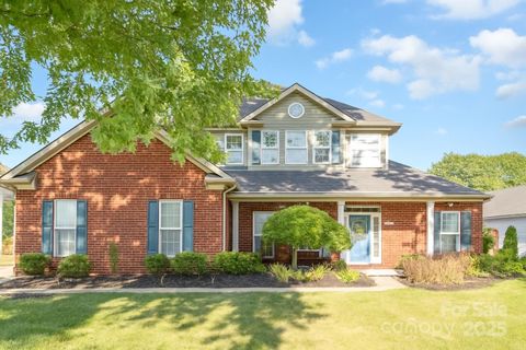 3336 Garrett Drive sold home in Roberta Farms, Concord, NC