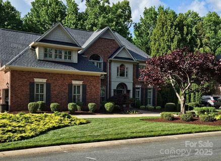 16117 Bridgehampton Club Drive sold home in Bridgehampton, Charlotte, NC