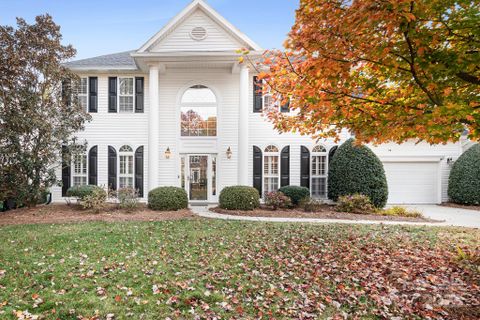 4224 Nathaniel Glen Court sold home in Weddington Ridge, Matthews, NC