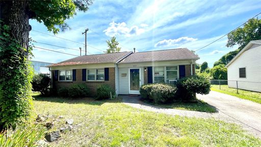 2637 Dalecrest Drive sold home in Derita Woods, Charlotte, NC