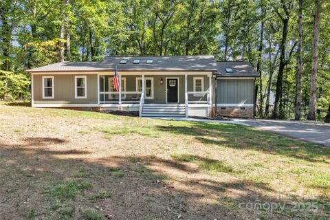 221 5th Street sold home in Lecho Park, Conover, NC