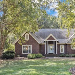 322 W Glenview Drive