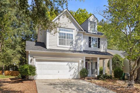 13309 Lampmeade Lane sold home in Chelsea Commons Yorkshire, Charlotte, NC