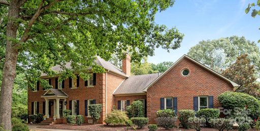 21316 Sandy Shore Lane sold home in Country Club Shores, Cornelius, NC