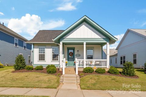 383 Luray Way