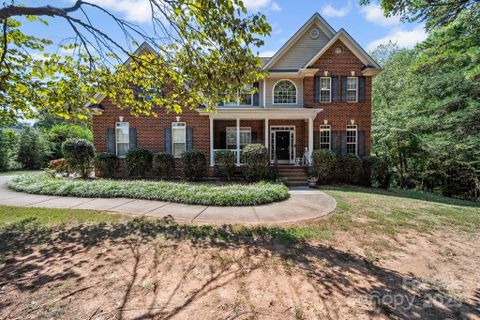 119 Edgehill Drive sold home in Lynnwood Farms, Fort Mill, SC