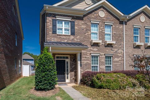 1241 Assembly Street sold home in Eagle Park, Belmont, NC