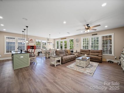 28117 Egrets Court