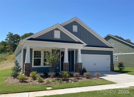 612 Banter Lane pending home in The Terraces, Cramerton, NC