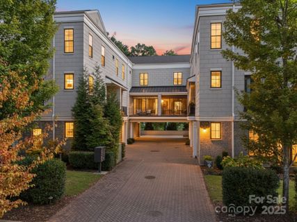 1708 Lombardy Circle