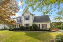 8025 Sheckler Lane sold home in Matthews, SC