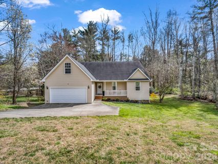 7 Saint Andrews Road sold home in St Andrews, Arden, NC