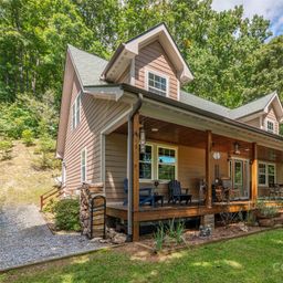 27 Little Roundtop Road