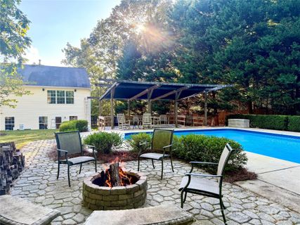 735 Langley Court
