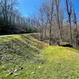 125 Stoneledge Lane