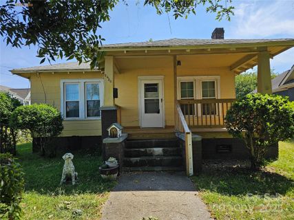 2430 Lydia Avenue sold home in Plaza Hills, Charlotte, NC