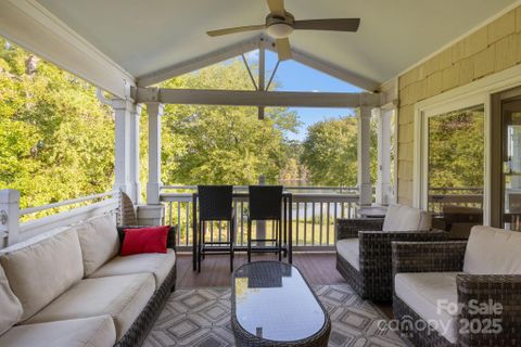 950 Jetton Street sold home in Spinnaker Point, Davidson, NC