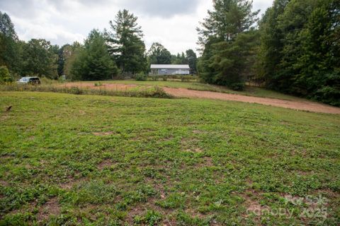 4277 Chinquapin Circle sold home in Burkeshire Estates, Lenoir, NC