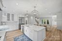 321 W 7th Street sold home in Charlotte, SC