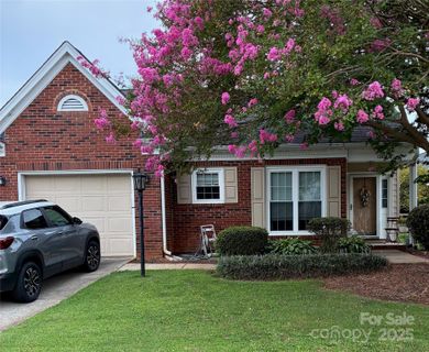 13421 Bolingbrook Lane sold home in Chelsea Commons Yorkshire, Charlotte, NC