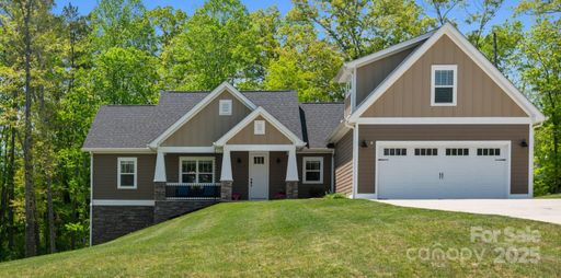 7 Grizzly Drive sold home in The Ridge, Leicester, NC