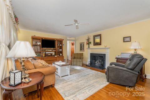 1600 American Street sold home in All American Park, Gastonia, NC