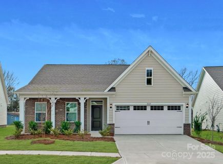 1065 Mapletree Lane