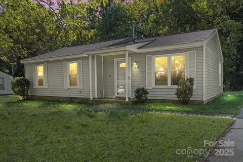 5924 Bridlewood Lane sold home in Bridlewood, Charlotte, NC