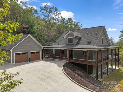 766 Old Mt Olivet Road sold home in Hickory Run, Zirconia, NC