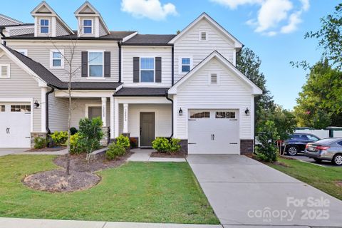 12024 Basking Drive sold home in The Landings At Catawba River, Charlotte, NC