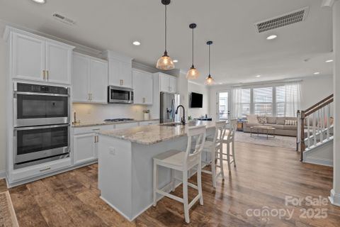 13112 Simoneaux Lane sold home in Elm At Stonecrest, Charlotte, NC