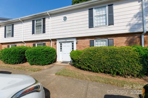 1792 Ebenezer Road