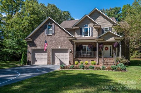 741 Sunridge Drive sold home in Eastridge, Lincolnton, NC