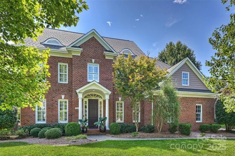 5827 Rileys Ridge Road sold home in Blantyre, Charlotte, NC