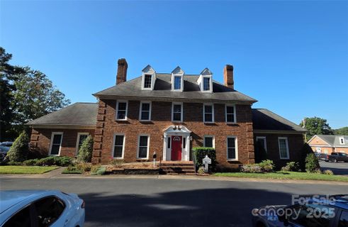 5511 Monroe Road