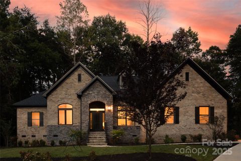 319 Inland Cove Court sold home in The Landing, Clover, SC