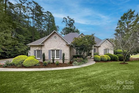 49 Divot Court sold home in The Woodlands At Olivers Landing, Hickory, NC