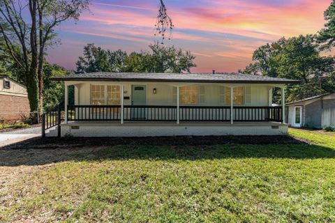 2427 Danforth Lane