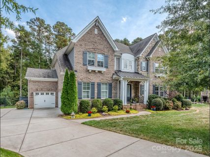 101 Rainbow Falls Lane sold home in The Falls At Weddington, Weddington, NC