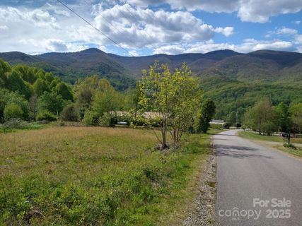 00 Barber Hill Drive sold home in Barbers Orchard, Waynesville, NC